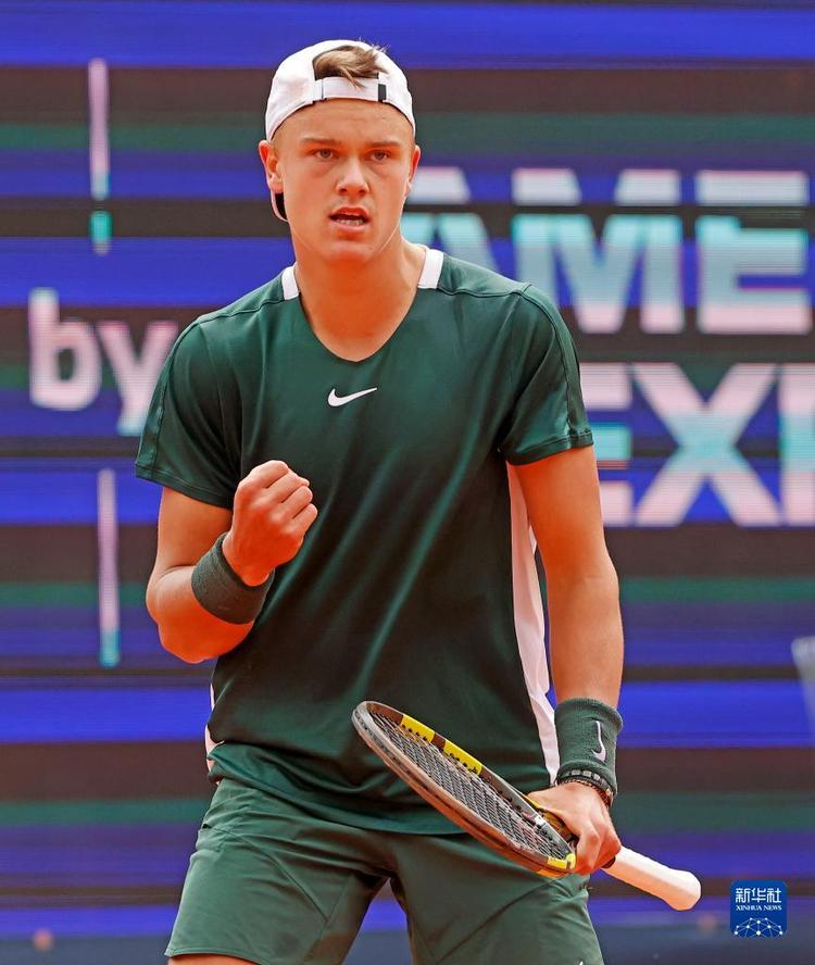 他的心理稳 他的心理稳