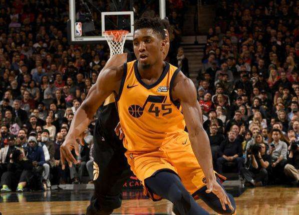 现得淋漓尽 现得淋漓尽