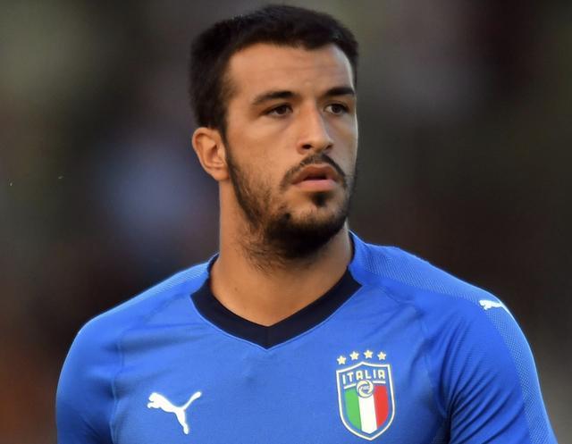 在比赛初期 在比赛初期