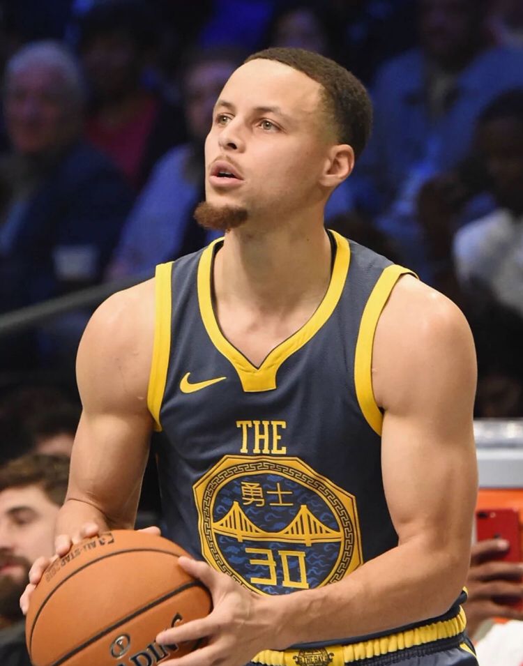 冠军之争拼 冠军之争拼